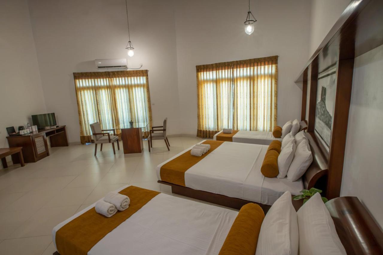 Sigiriya Wewa Addara Hotel - Hotel By The Lake Luaran gambar