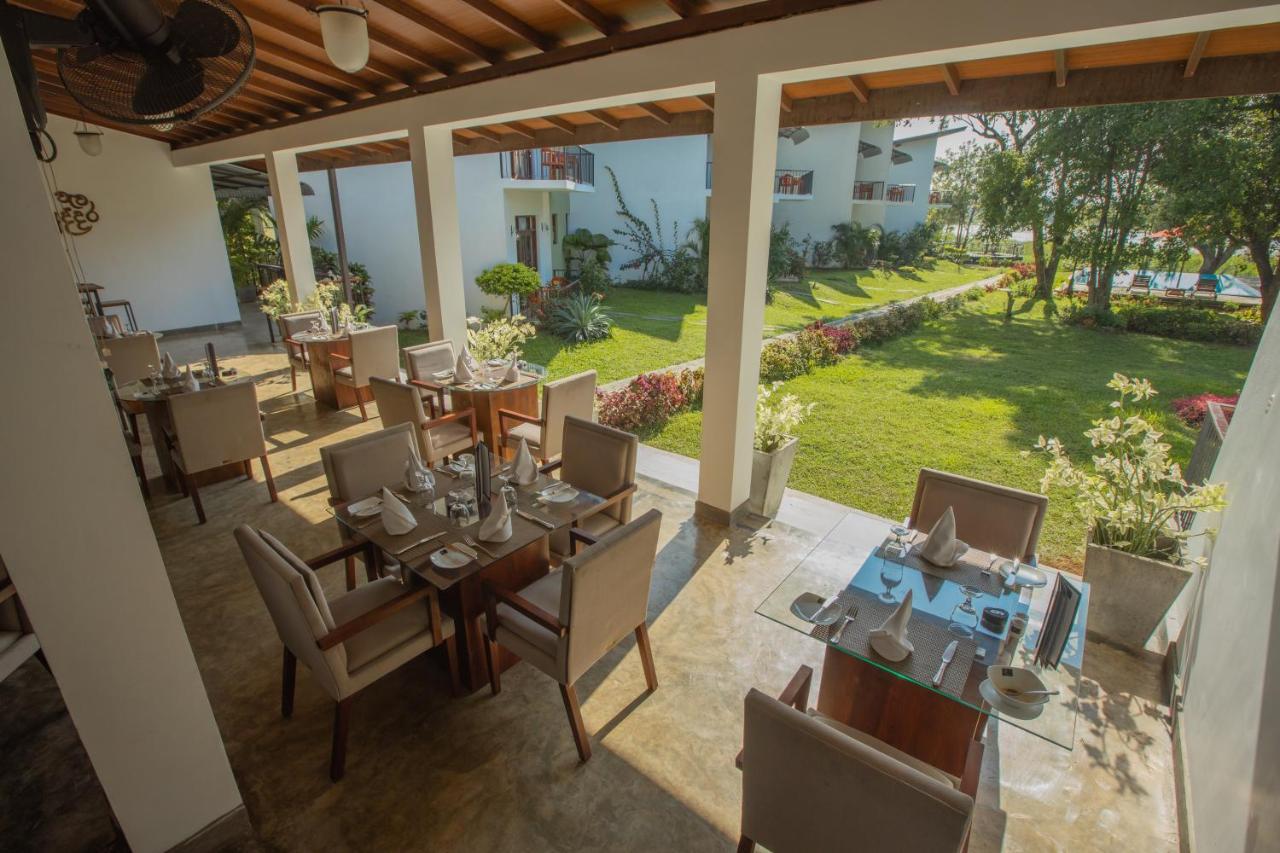 Sigiriya Wewa Addara Hotel - Hotel By The Lake Luaran gambar