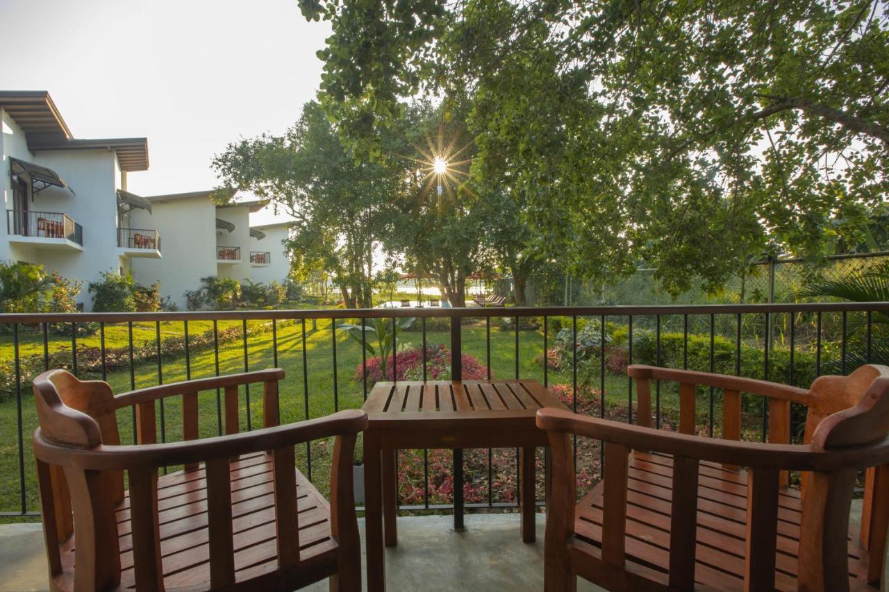Sigiriya Wewa Addara Hotel - Hotel By The Lake Luaran gambar